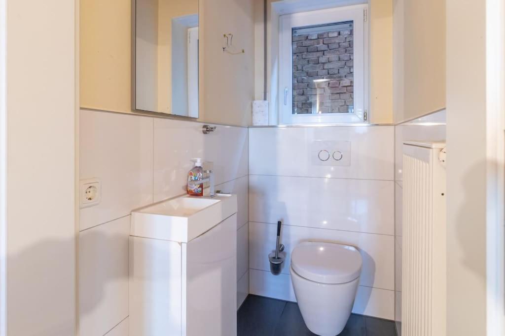 Maisonette-Wohnung Mit 5 Schlafzimmern Woerrstadt Luaran gambar