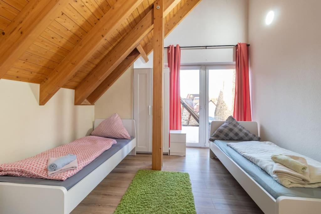 Maisonette-Wohnung Mit 5 Schlafzimmern Woerrstadt Luaran gambar
